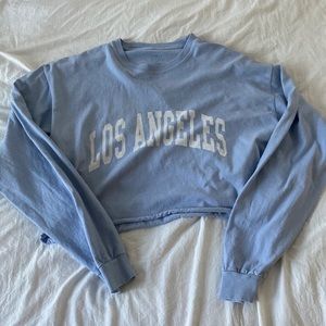 Cropped Los Angeles Hollister shirt